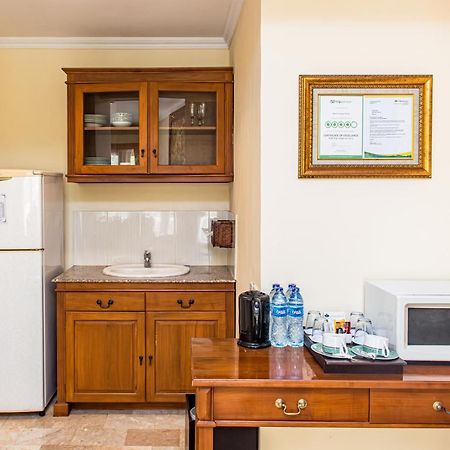 Hotel Kumala Pantai Legian Εξωτερικό φωτογραφία