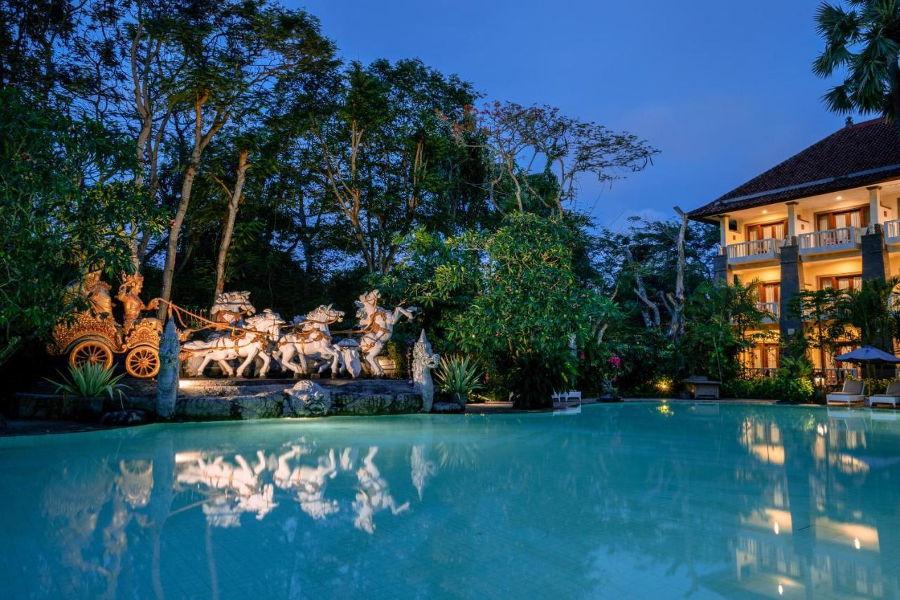 Hotel Kumala Pantai Legian Εξωτερικό φωτογραφία