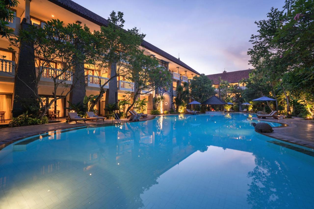 Hotel Kumala Pantai Legian Εξωτερικό φωτογραφία