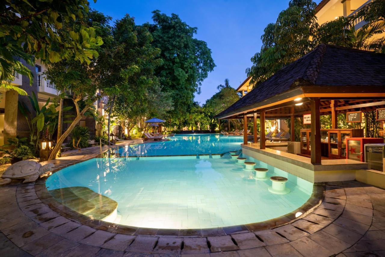 Hotel Kumala Pantai Legian Εξωτερικό φωτογραφία