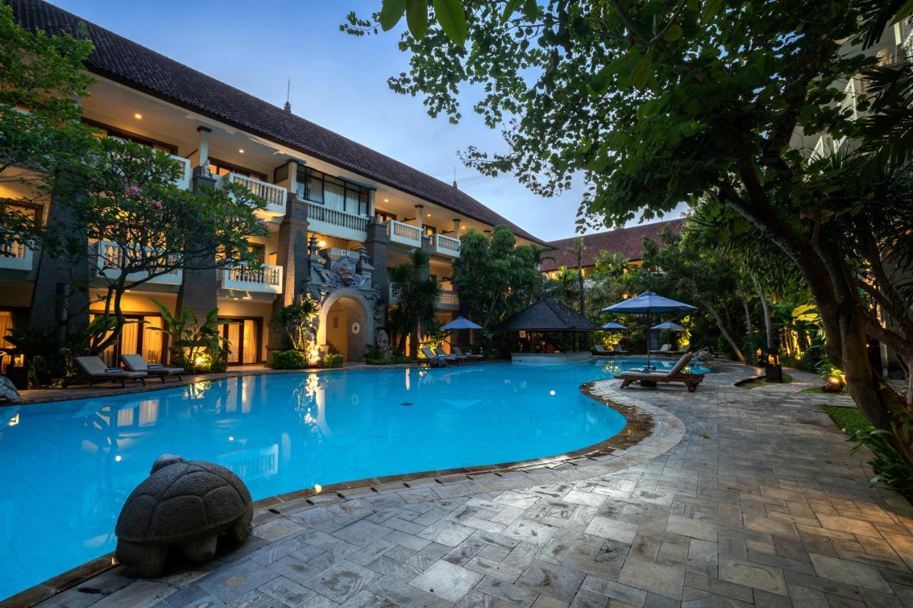 Hotel Kumala Pantai Legian Εξωτερικό φωτογραφία