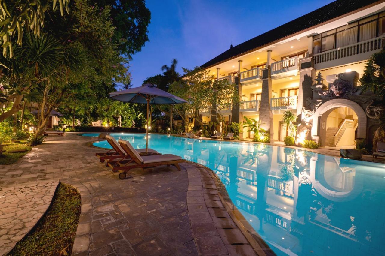Hotel Kumala Pantai Legian Εξωτερικό φωτογραφία