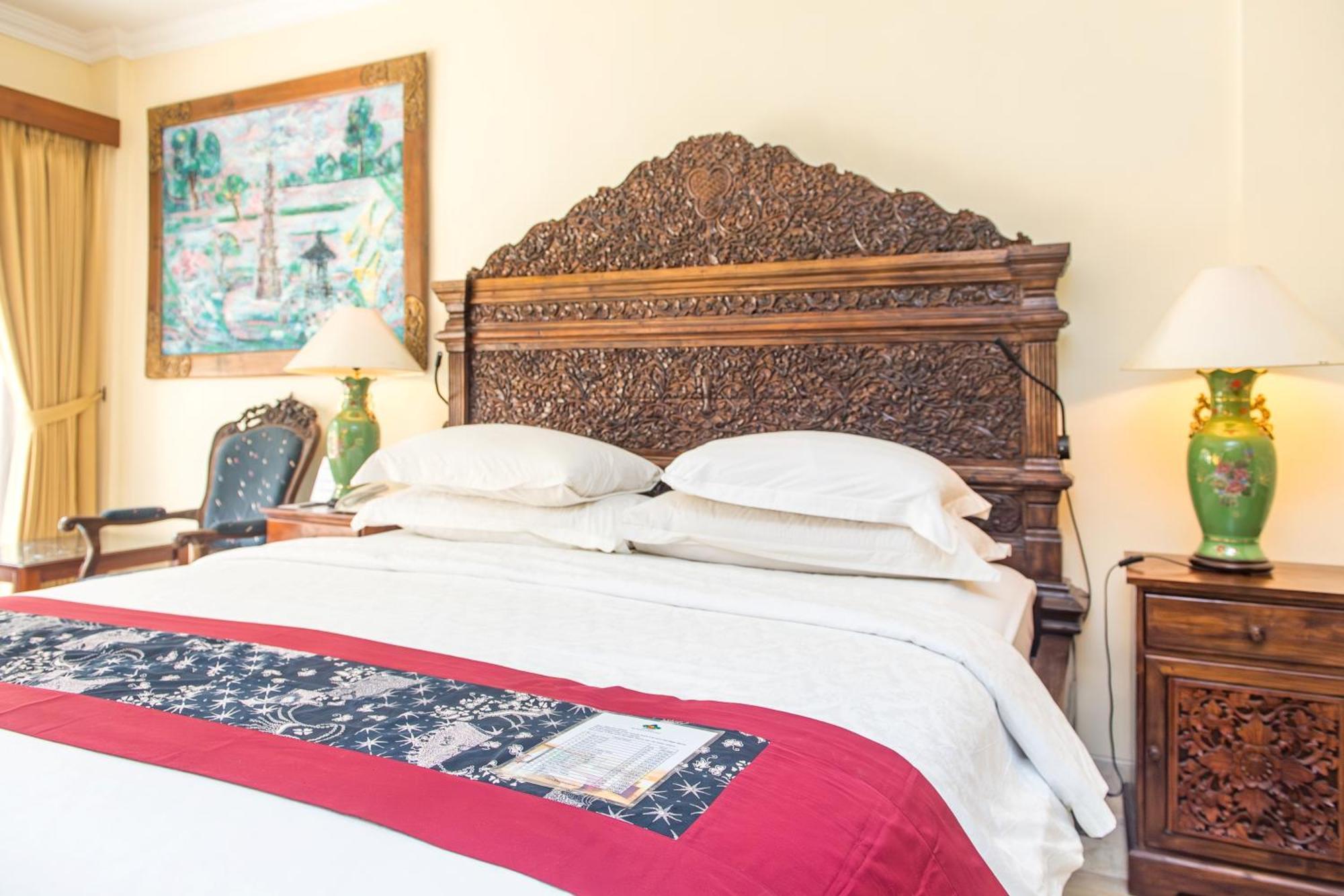 Hotel Kumala Pantai Legian Εξωτερικό φωτογραφία