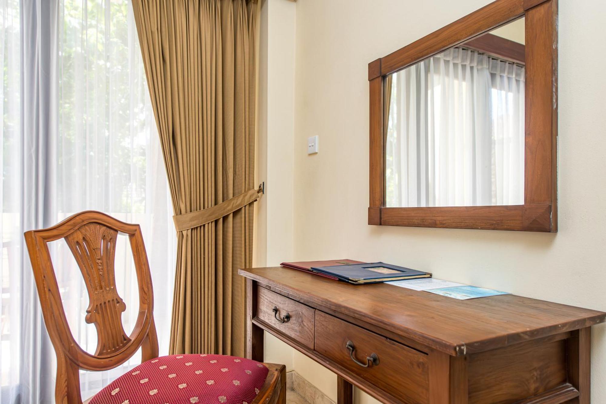 Hotel Kumala Pantai Legian Εξωτερικό φωτογραφία